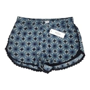 Sans Souci shorts size S